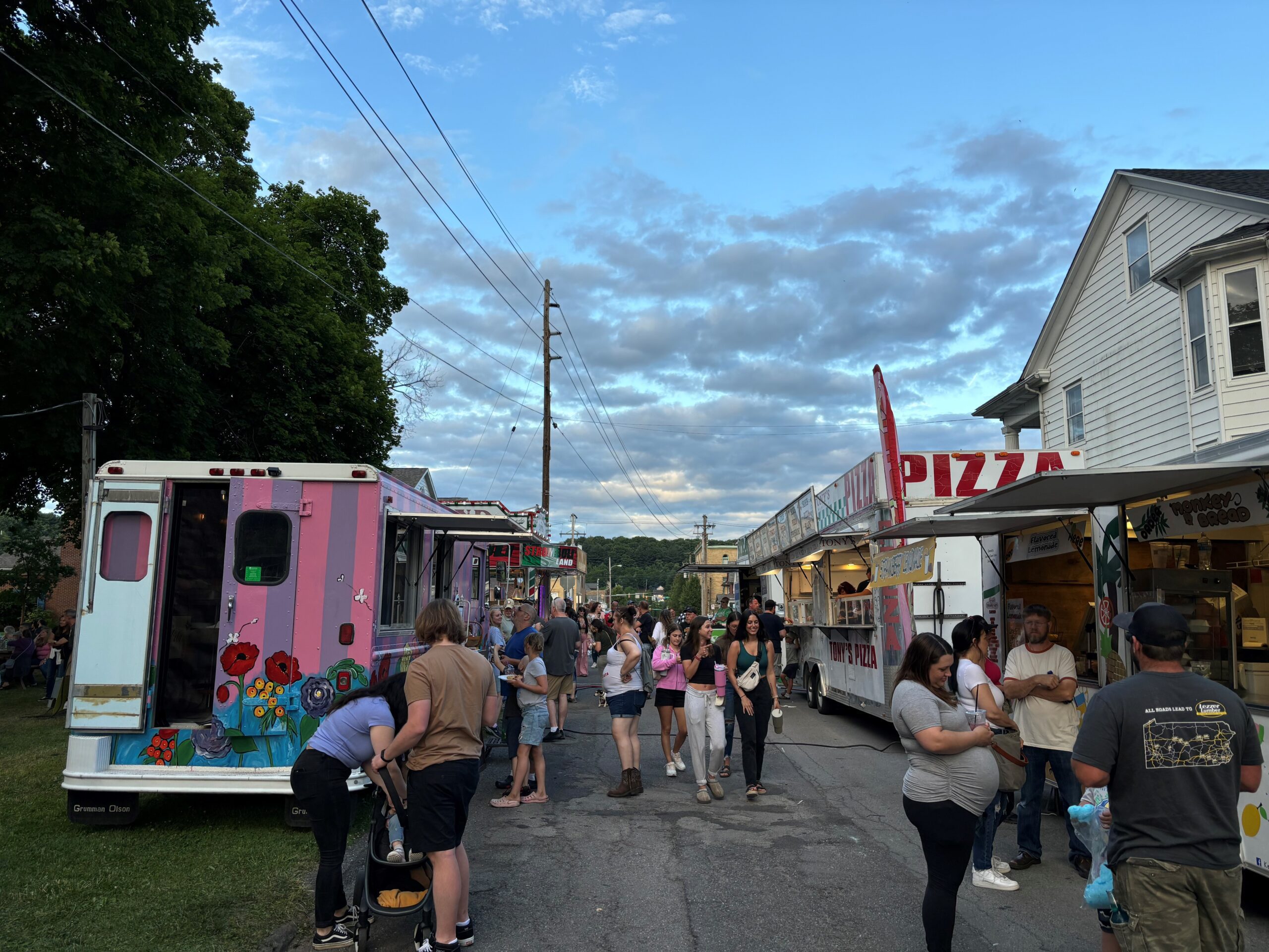 Riverfront Food Trucks