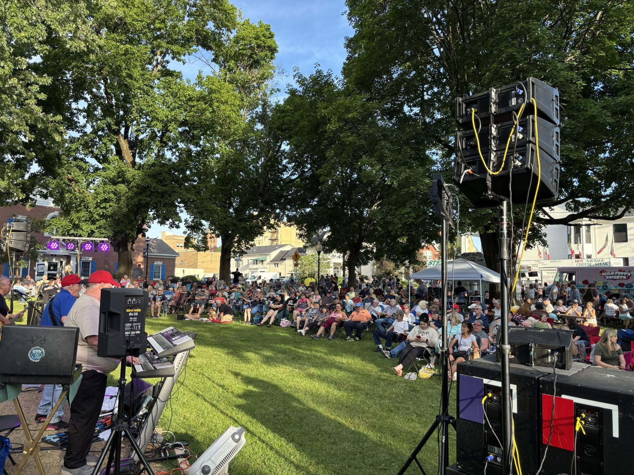 Crowd at Riverfront Festival listening to live music